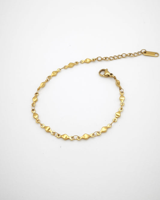 Silence - bracelet pavé doré présentation