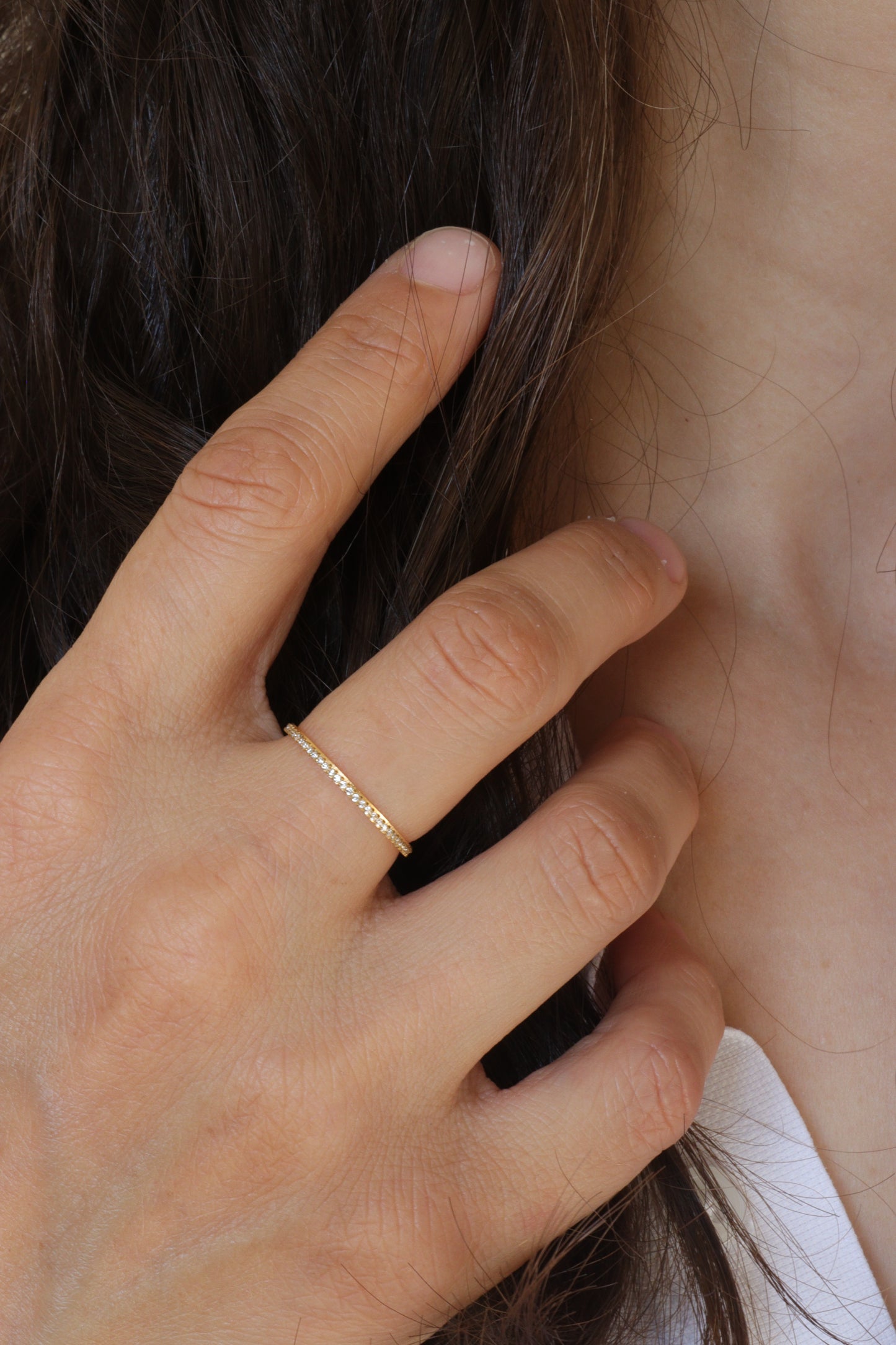 Valse bague portée