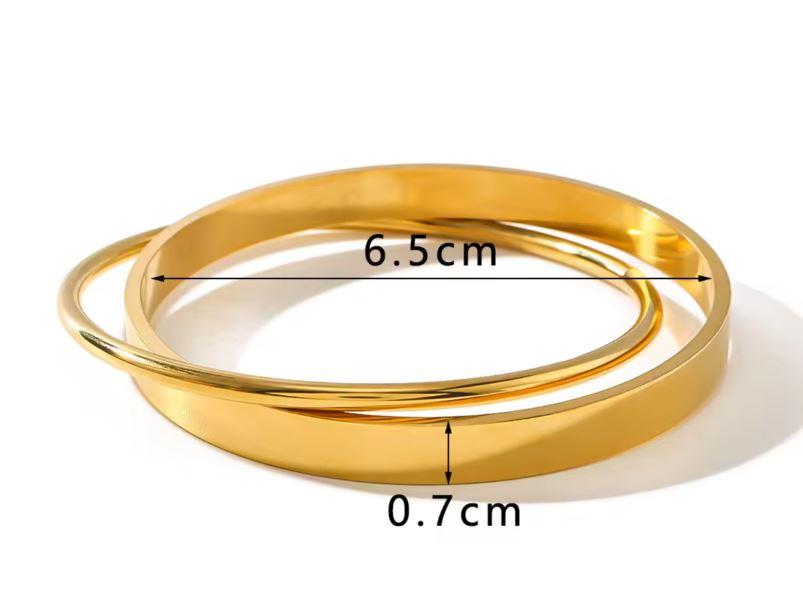 photo bracelet jonc rond et plat sur fond blanc taille