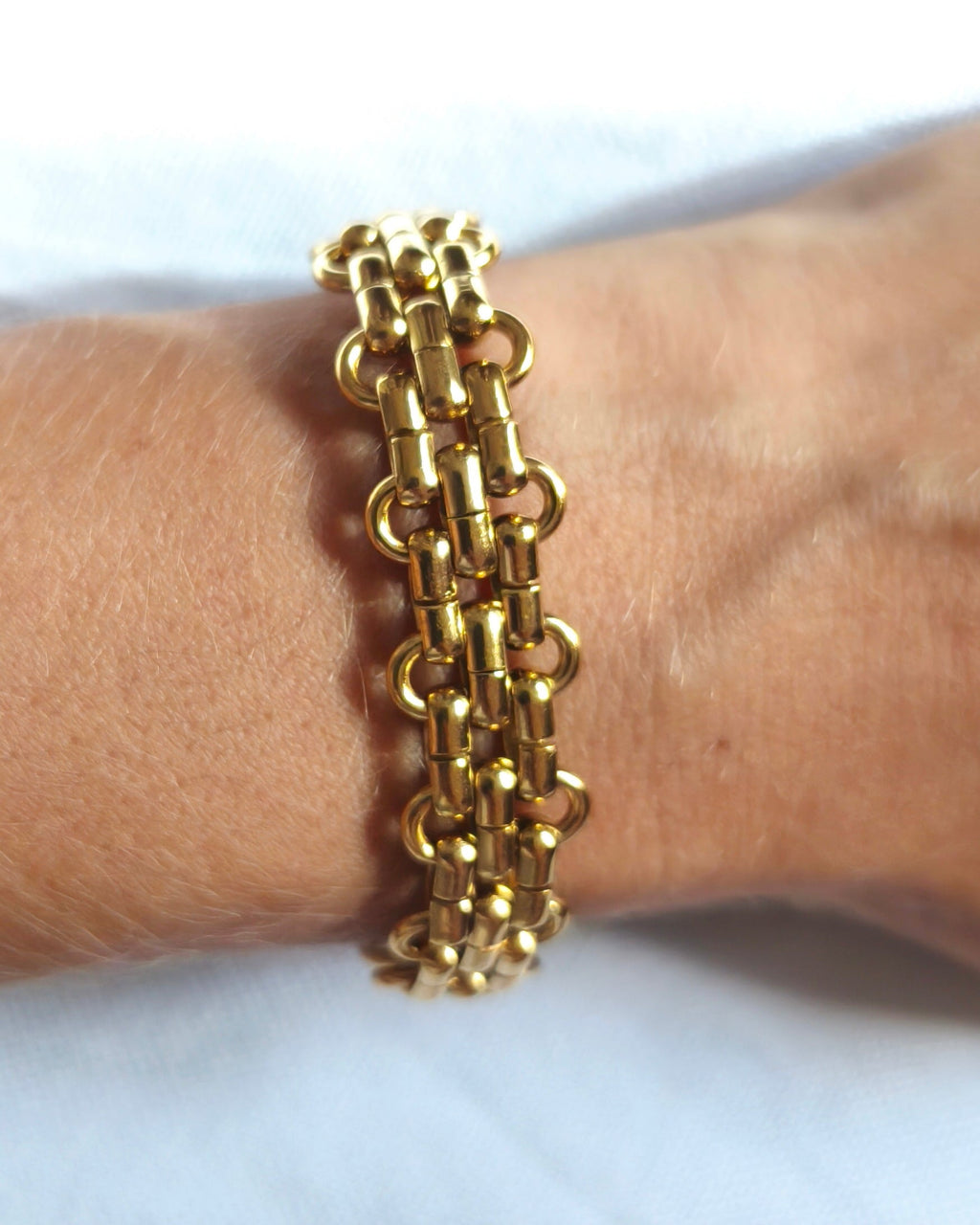 Aube - bracelet maille retro porté