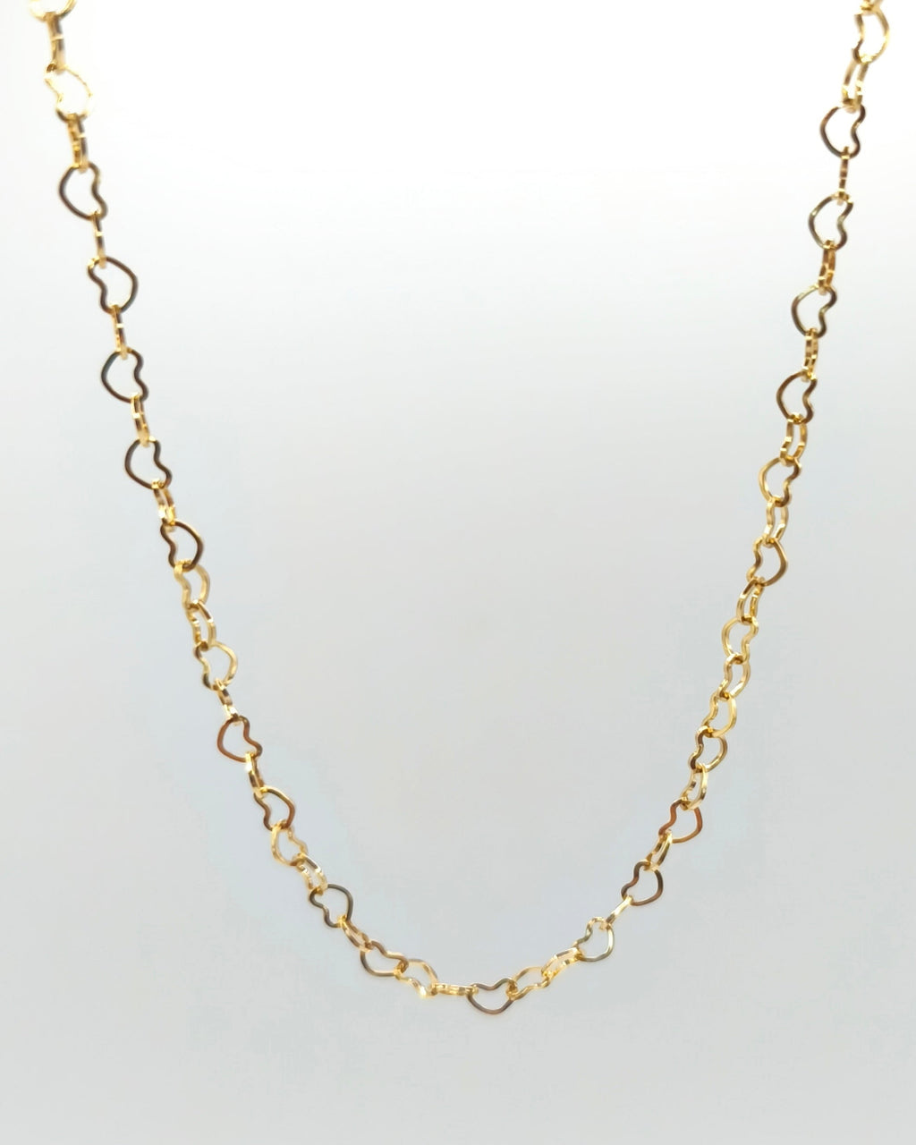 Charisme - collier chaine de cœurs présentation