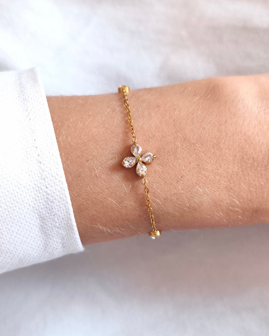 Constellation - bracelet fleur zircon porté