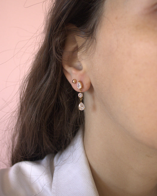 Glow - boucles d'oreilles pendantes 3 zircons portées