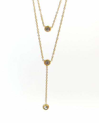Infinity - collier Y doré a 3 zirconium blanc