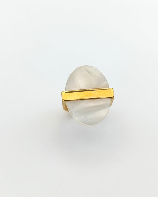 Kingdom - bague ovale blanc présentation 