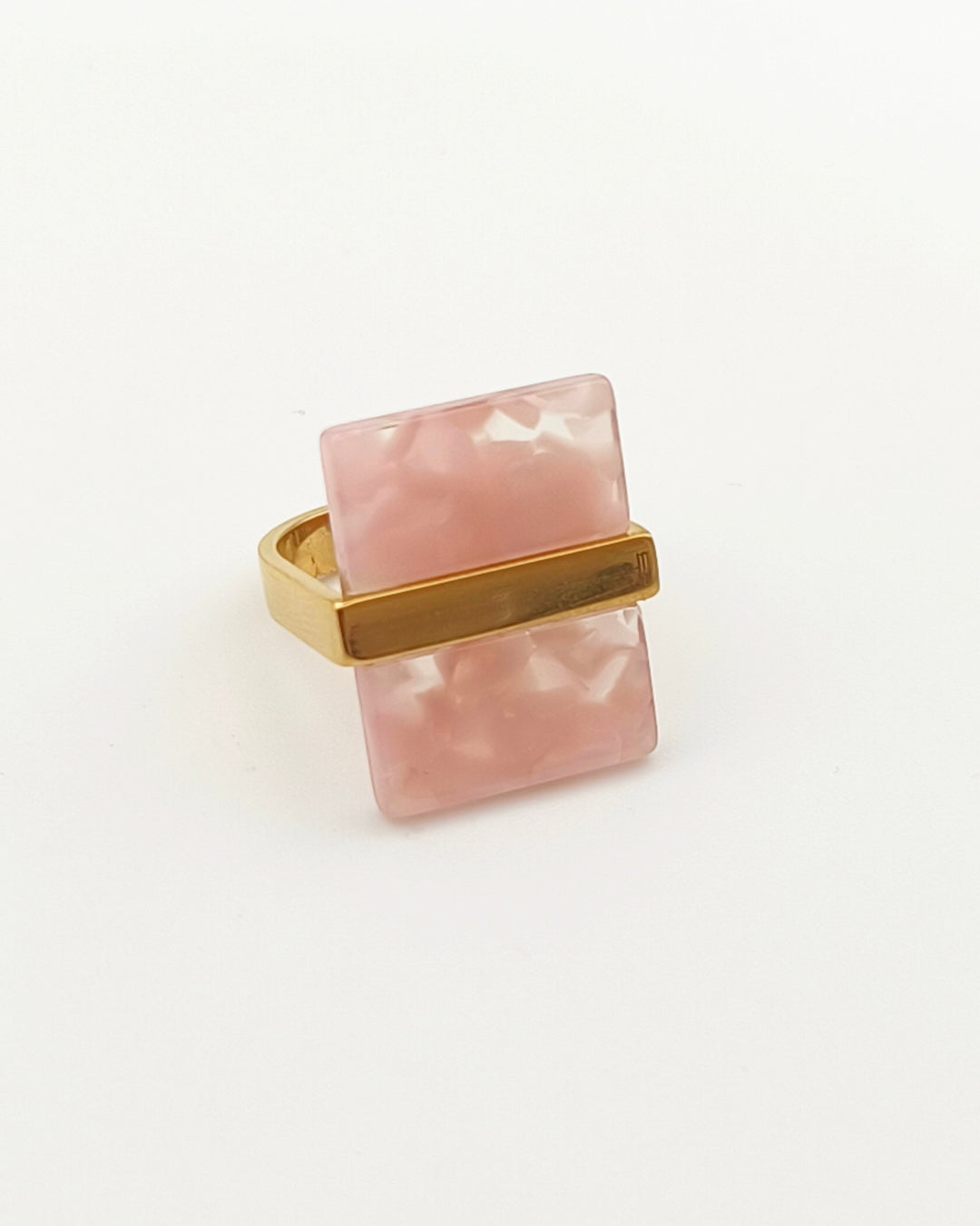 Royale - bague rectangle rose presentation 2