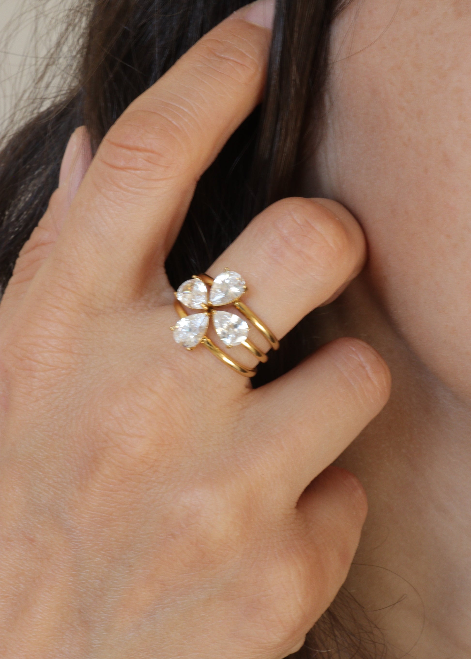 Sparkle bague empilable porté