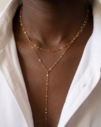 souplesse - collier présentation peau foncé