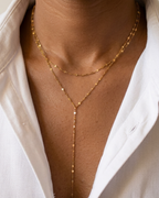 souplesse - collier présentation sur peau mate